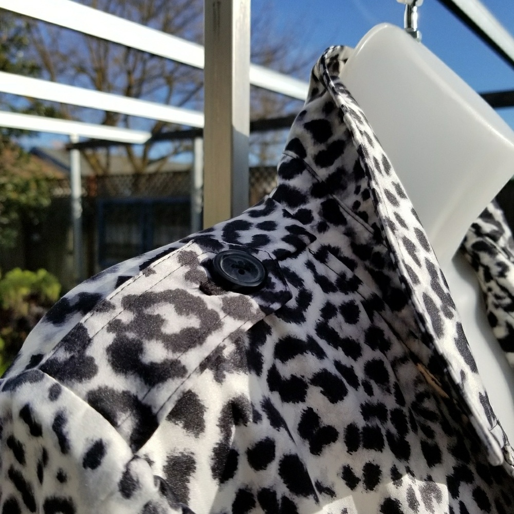 Trench Coat (NWOT) - Picture 4 of 6